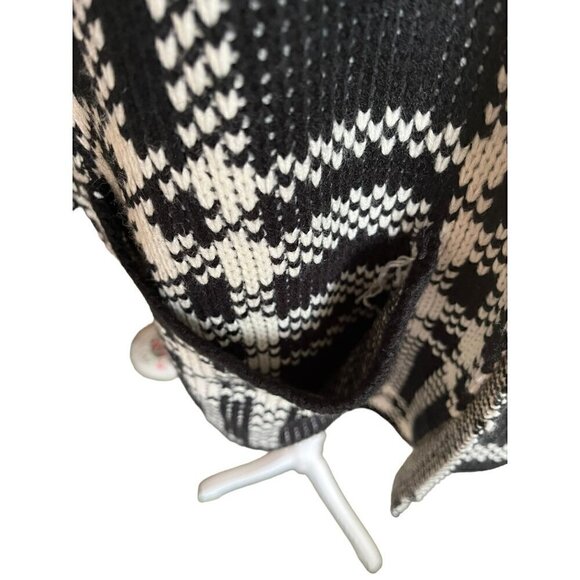 Women's John Fashion Small-Medium  Open Front Black & White Wool Blend Sweater - Picture 2 of 5